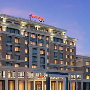 Hampton By Hilton Triumphal Arch Astana